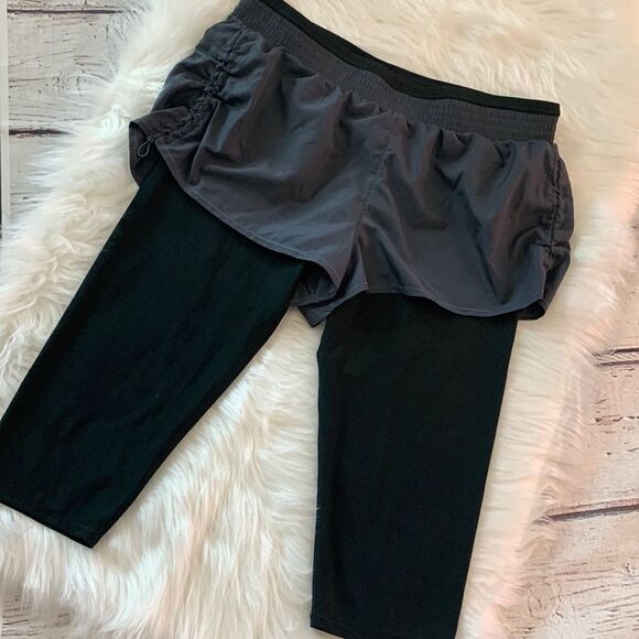 Women's Elastic Waist Workout 2 in 1 Capri Leggings Pants & Shorts Attac… - Picture 1 of 9